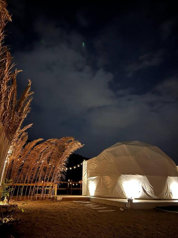 Albaha domes, Rahwat al Barr