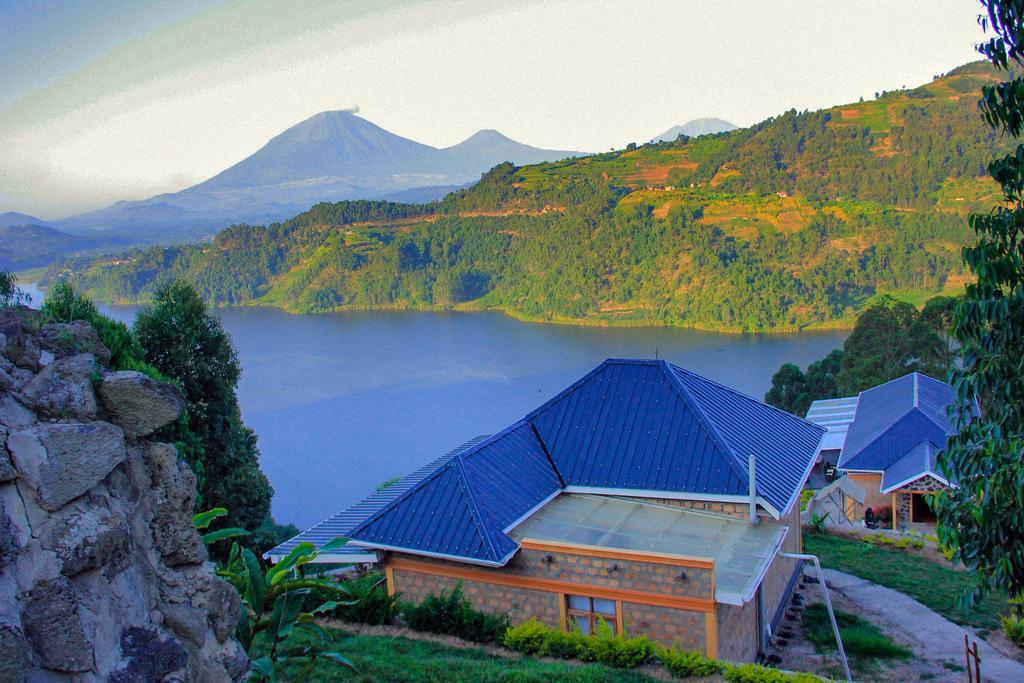 Lake Mulehe safari Lodge Lake Mulehe safari Lodge