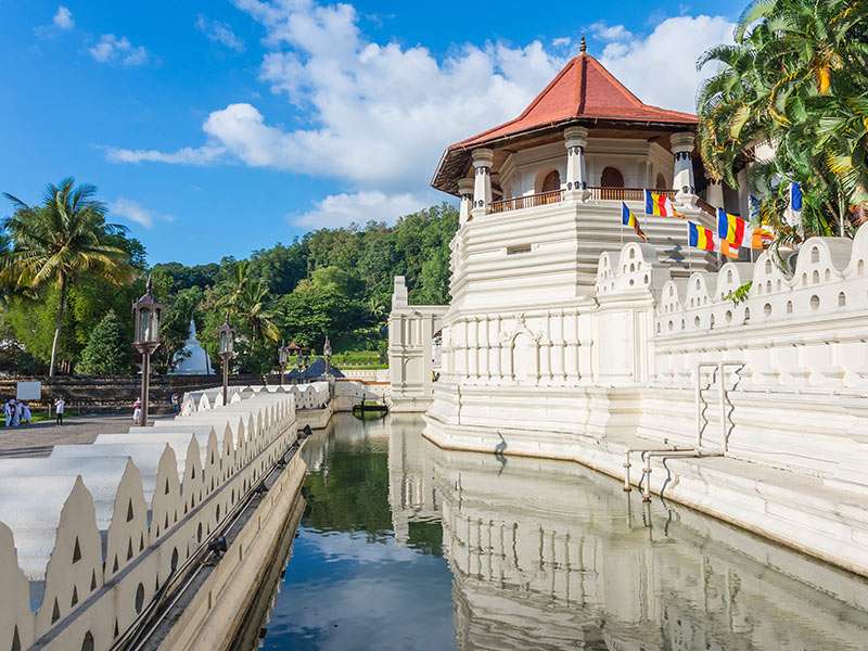 Sri Lanka Attractions Temple of the Tooth