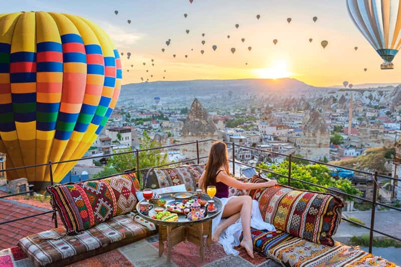 cappadocia-balloon,