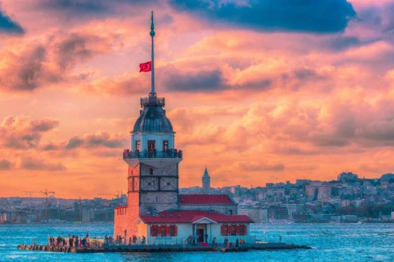 Maiden's Tower in Istanbul, Turkey Tour Package Maiden's Tower in Istanbul, Turkey Tour Package