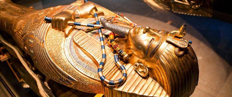 Golden Coffin of king Tut Golden Coffin of king Tut